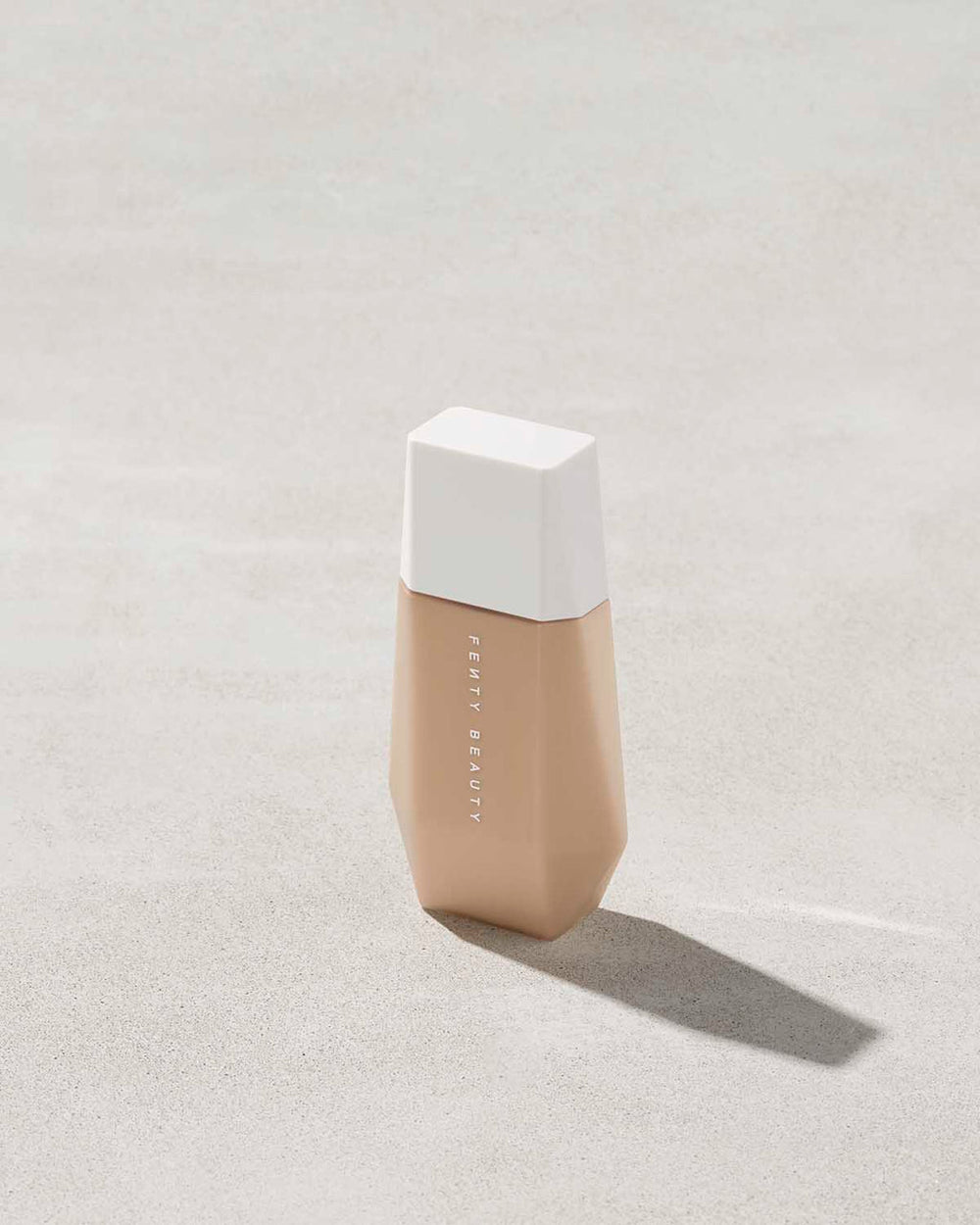Eaze Drop Lightweight Blurring Skin Tint — 6
